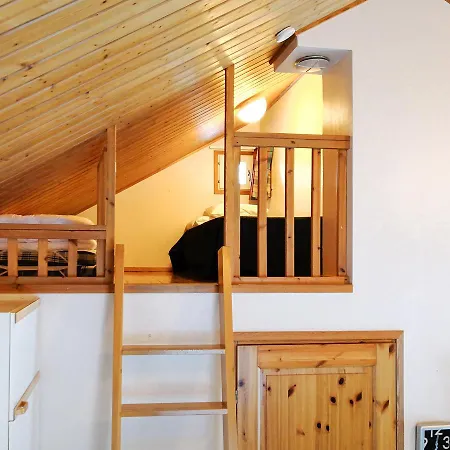 Nallikari Holiday Village 120s